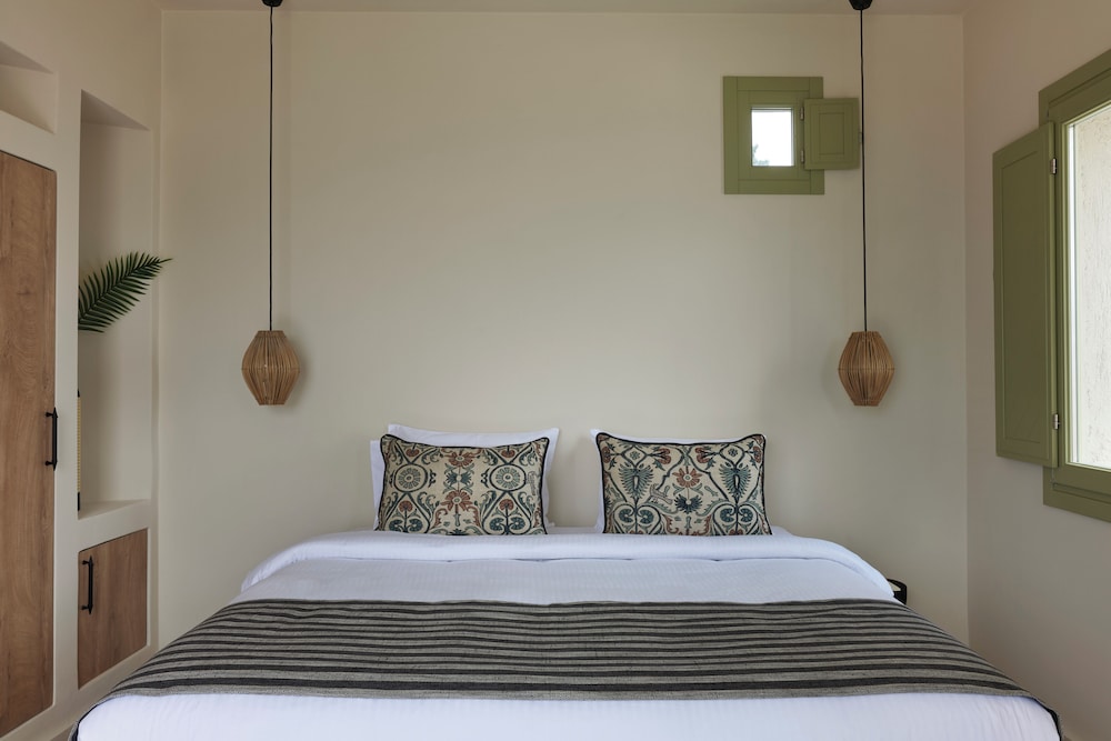 Aeon Suites - Adults Only By Mr and Mrs White 20/78