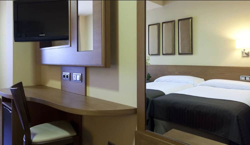 Sterling Hotel 34/34