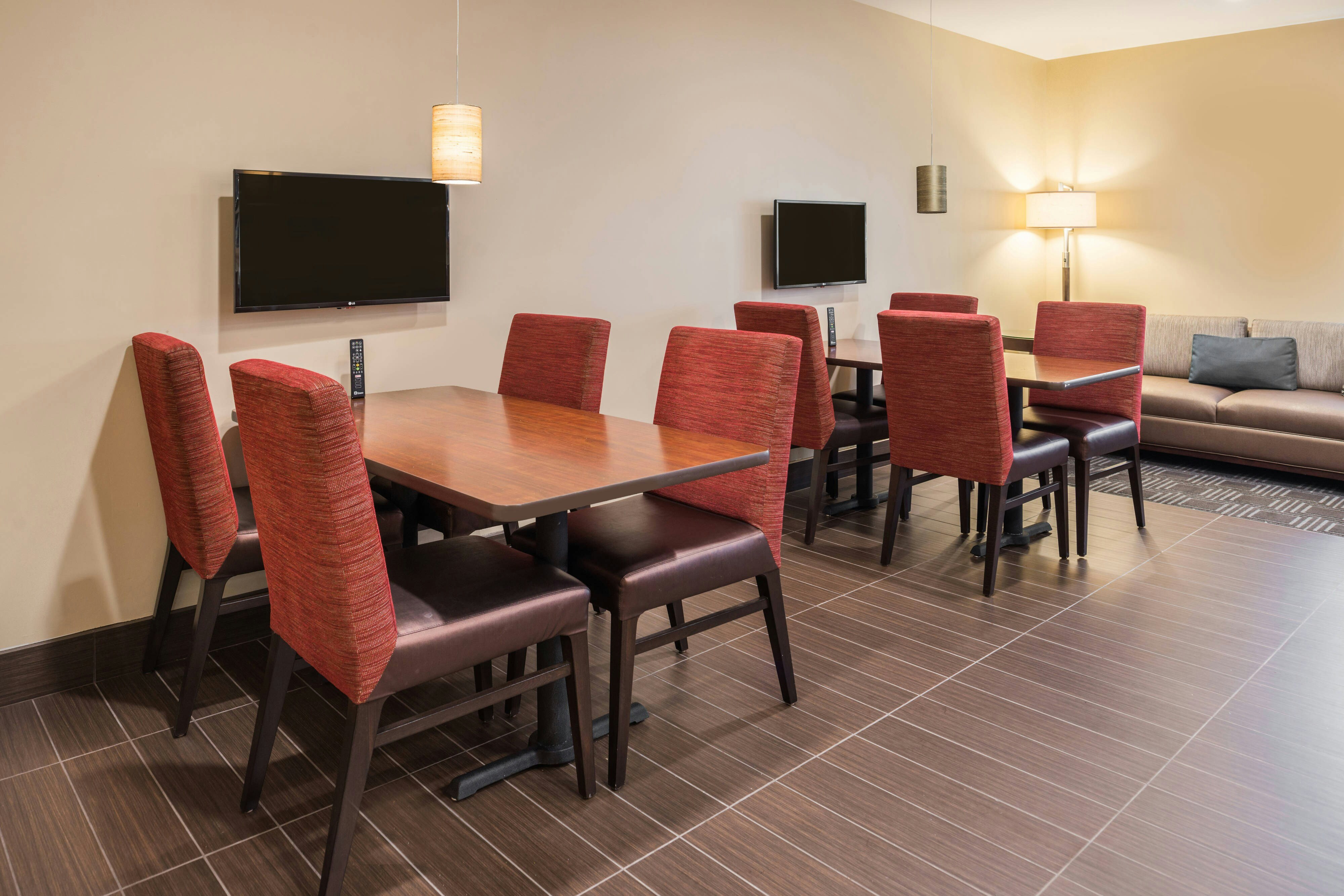 TownePlace Suites by Marriott New Hartford 41/48
