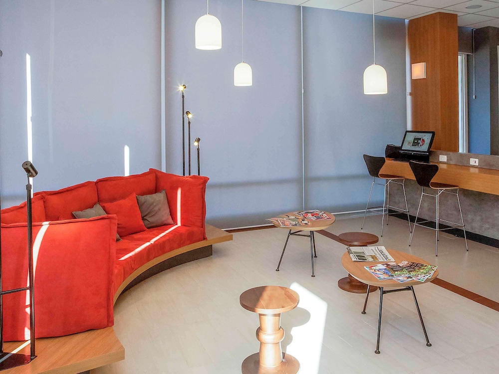 Ibis Ourinhos 34/62