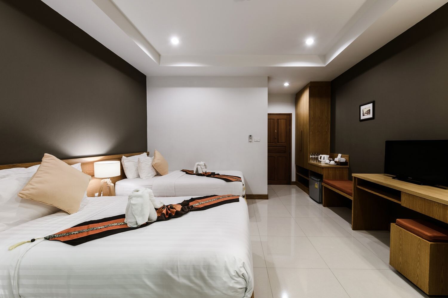 Superior, Twin Beds