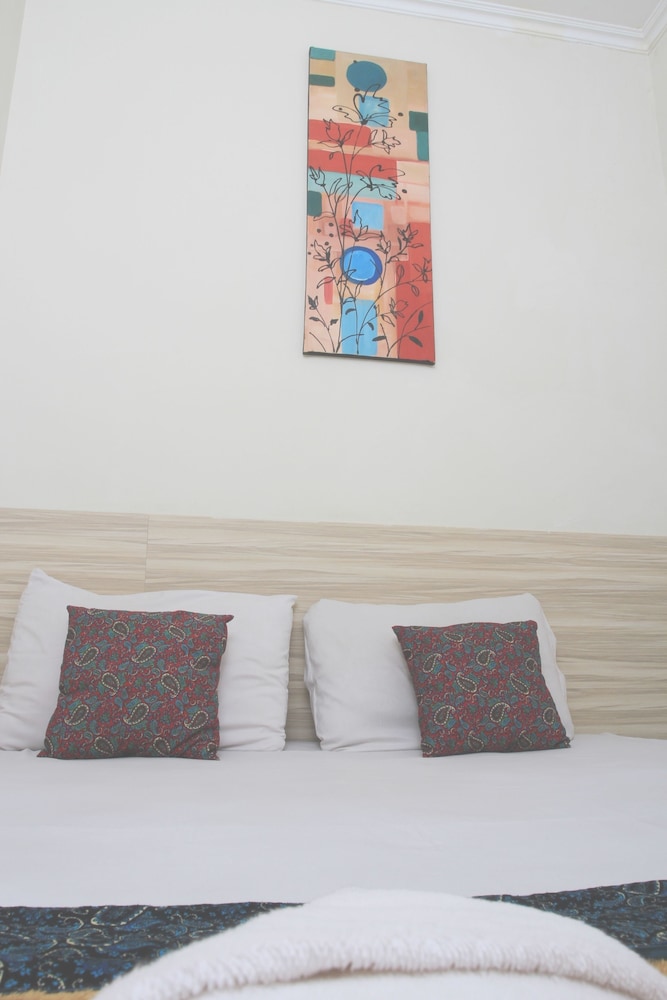 Bantal Guling Trans Bandung 41/57