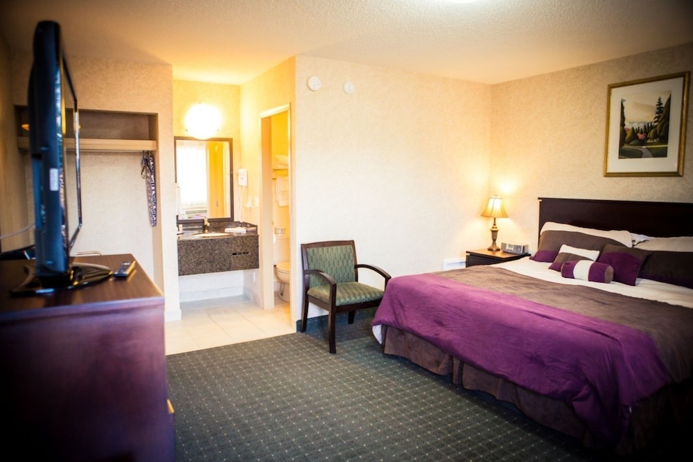 Langley Hwy Hotel 12/25