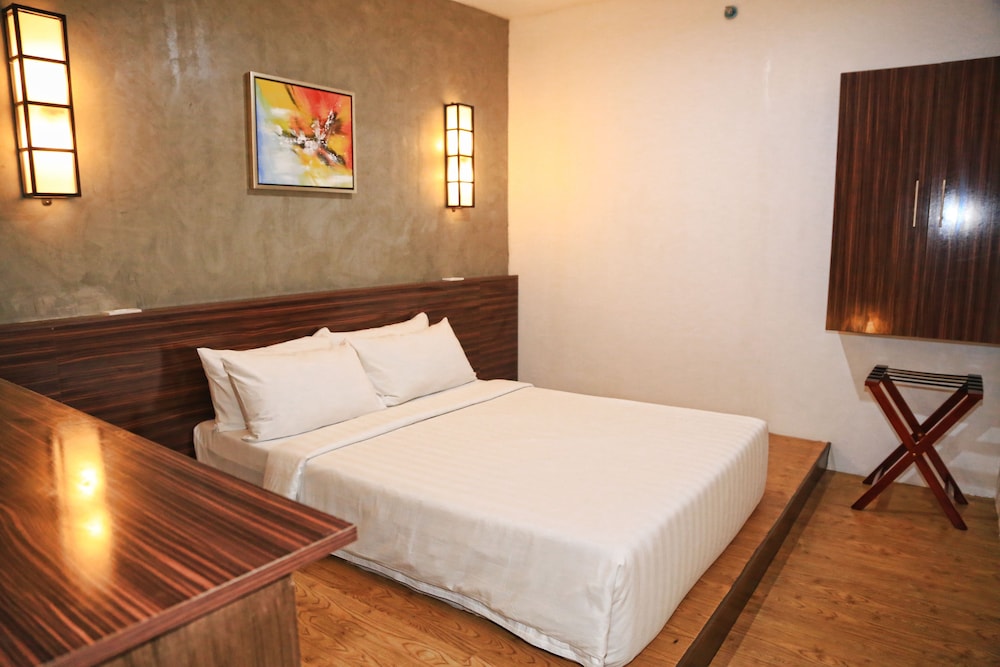 BIG Hotel 22/66