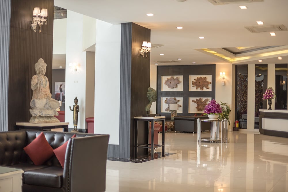 Queenco Casino And Hotel 52/71
