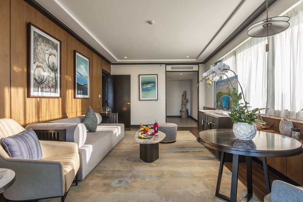 Vinpearl Resort and Golf Nam Hoi An 48/78
