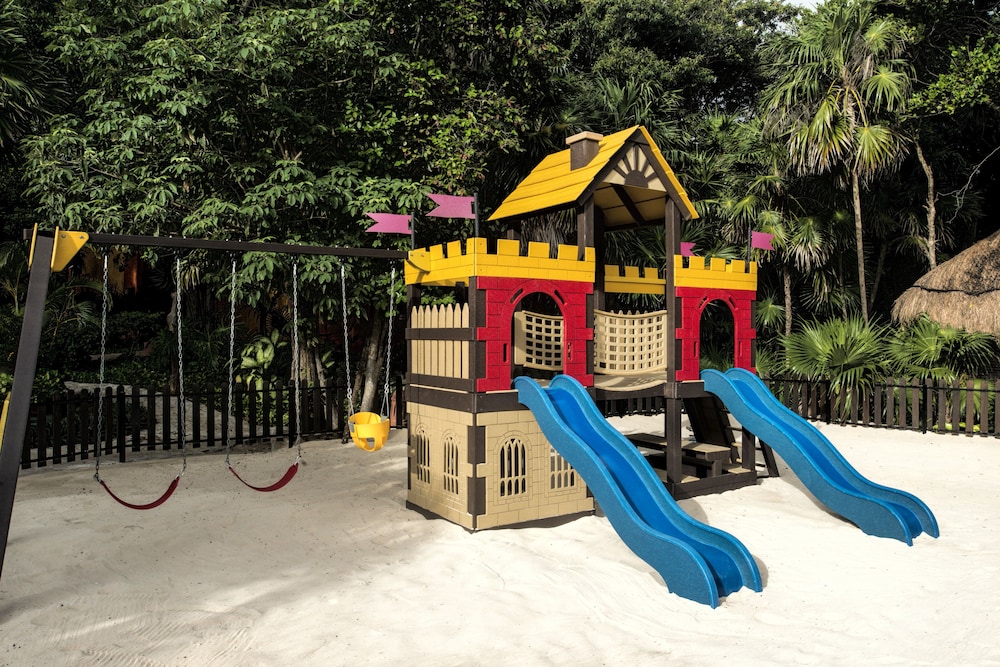 Iberostar Waves Tucan 25/47