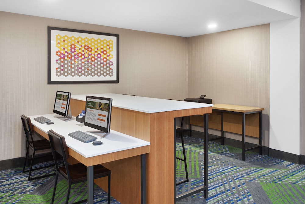 Holiday Inn Express Hotel & Suites Culpeper 49/49