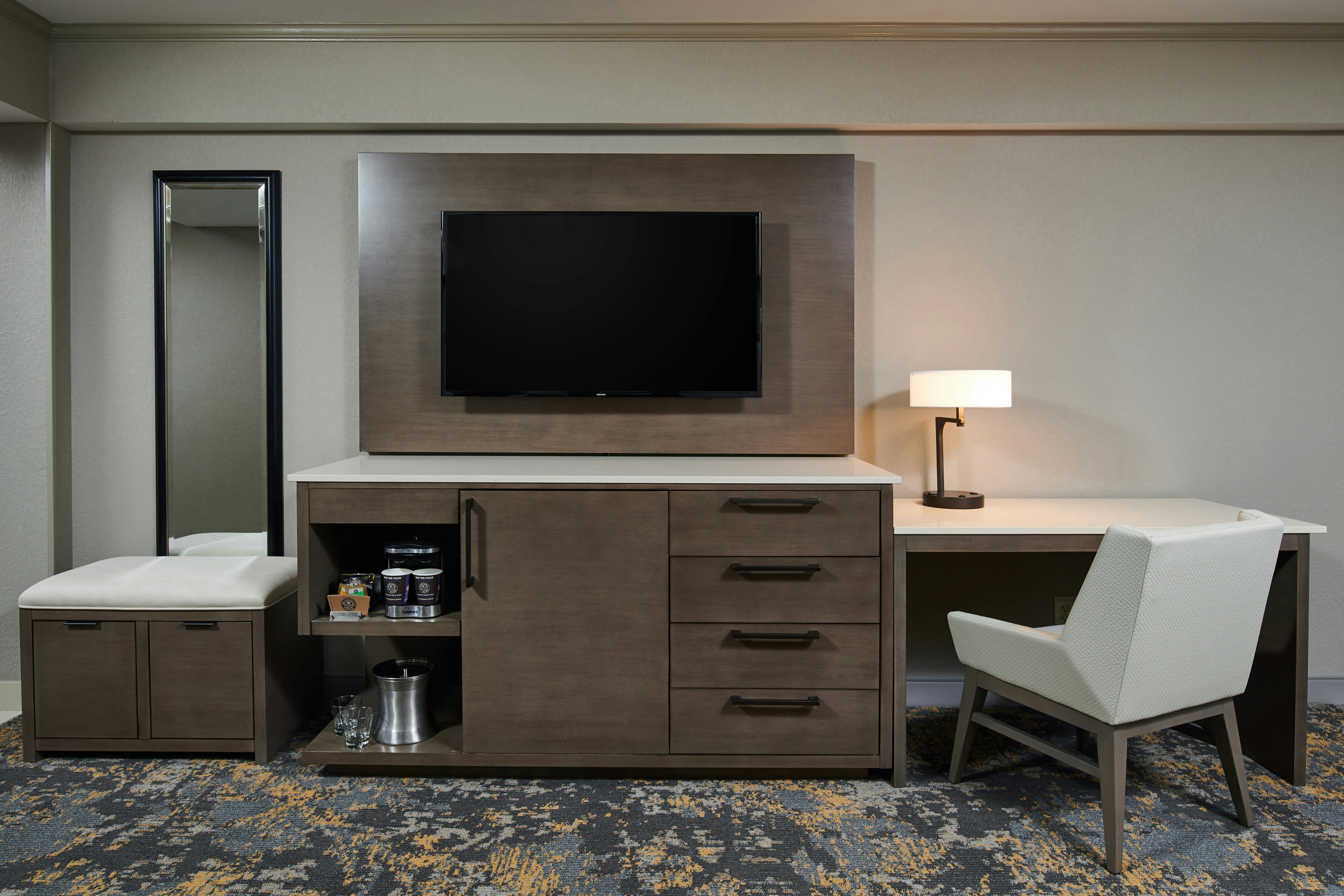 Hilton Anchorage 54/64