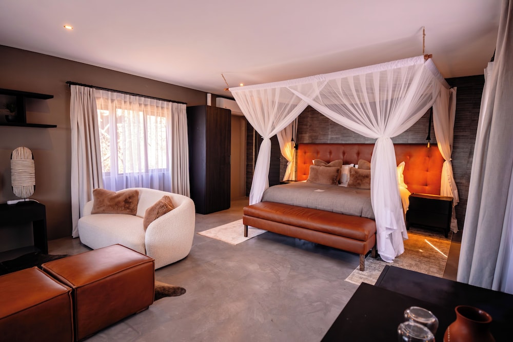 Mhondoro Game Lodge 11/50
