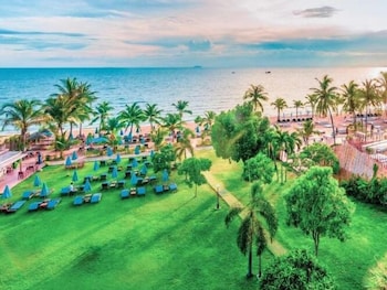 Pinnacle Grand Jomtien Resort 66/93