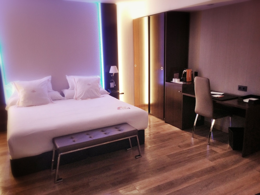 SUPERIOR, KING BED, TERRACE