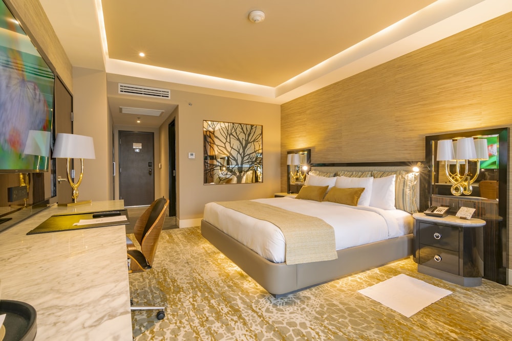 K Tower Boutique Hotel By Lucerna 12/49