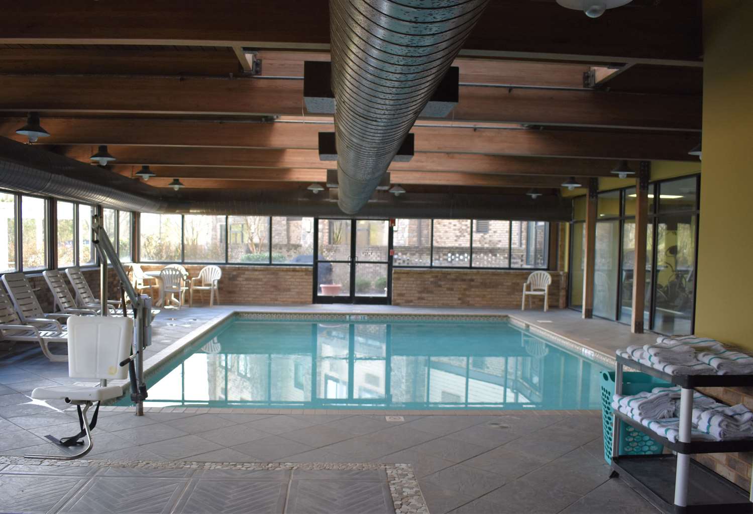 Comfort Inn & Suites Near Lake Guntersville 27/52