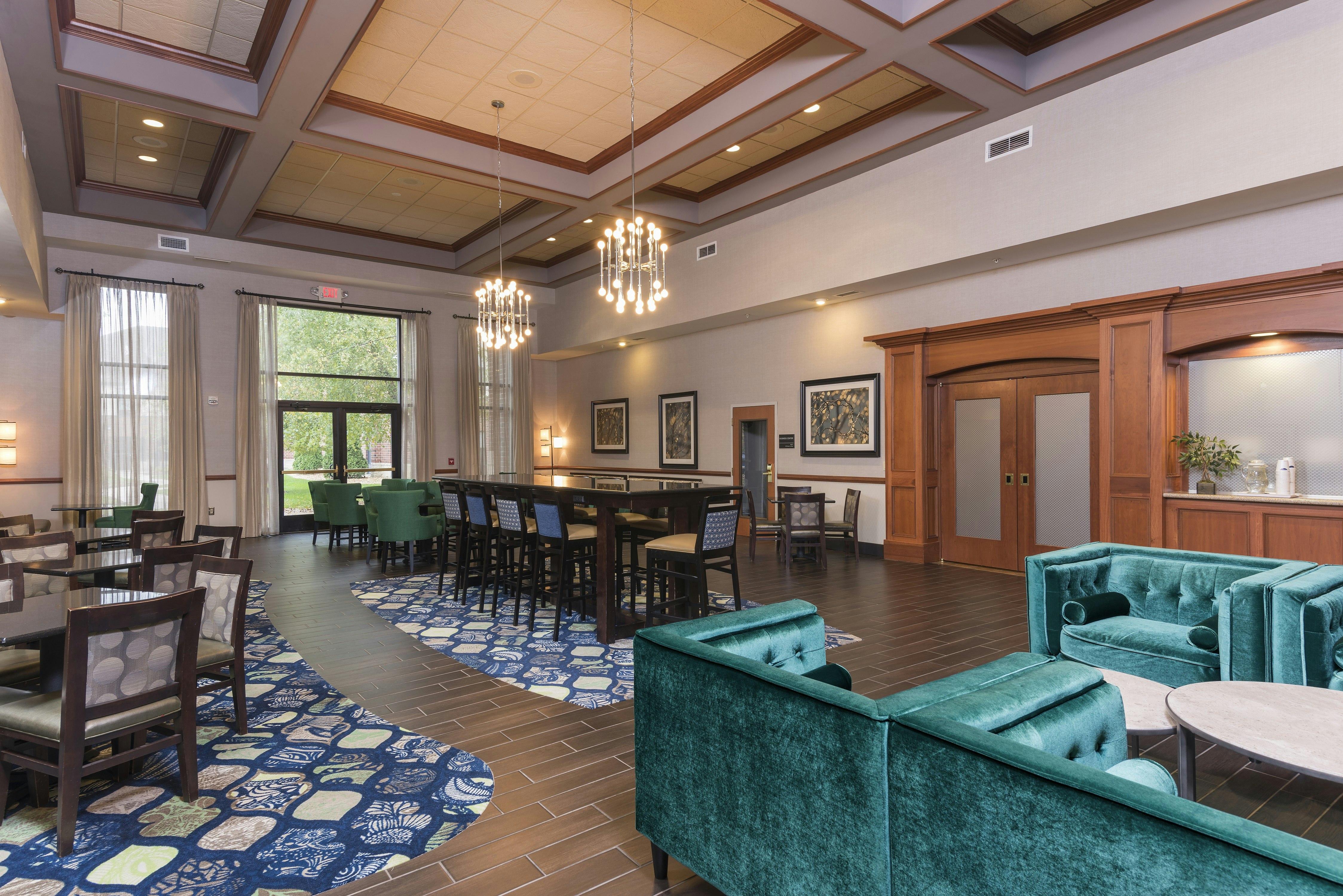 Hampton Inn & Suites East Lansing Okemos 47/80