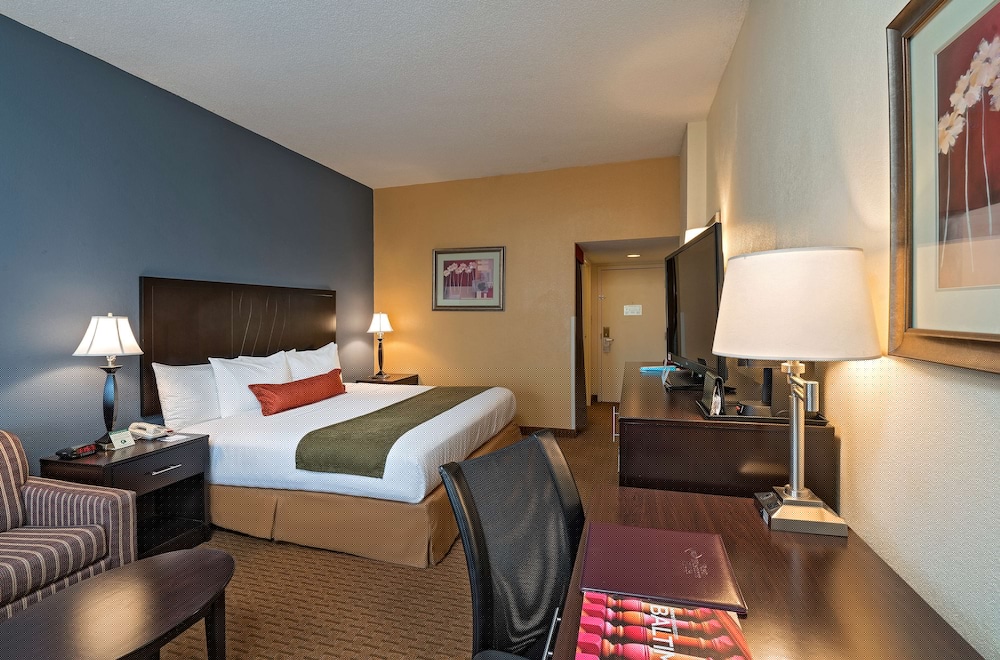 Best Western Plus Hotel & Conference Center 11/46