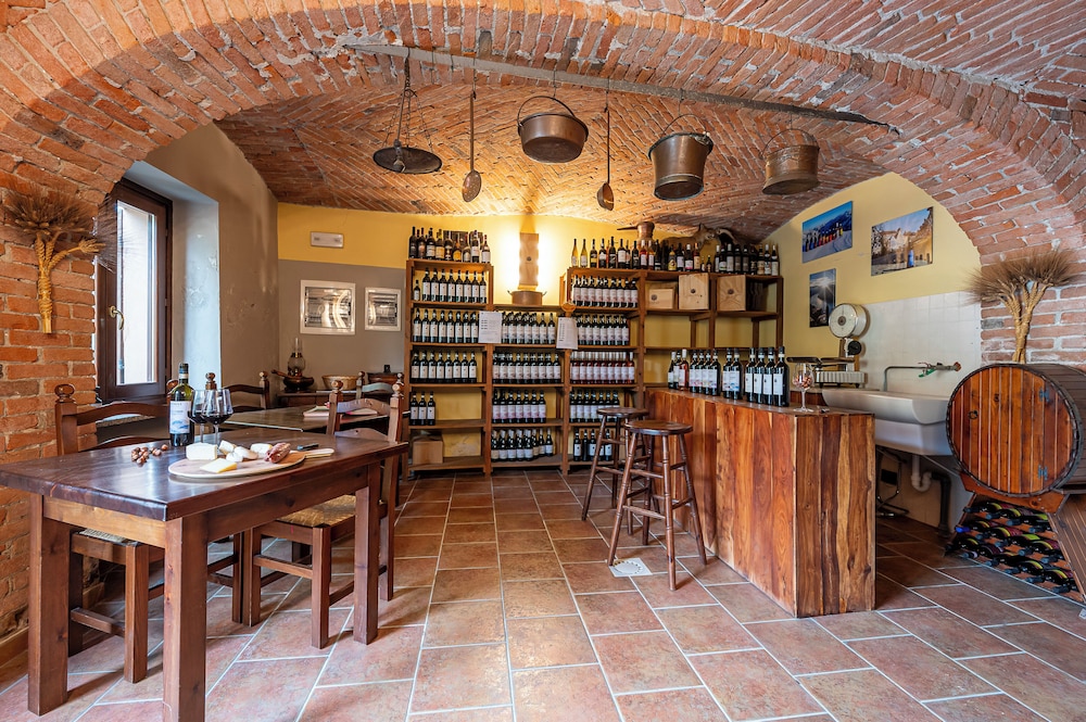 Agriturismo Cantine Bevione 50/62