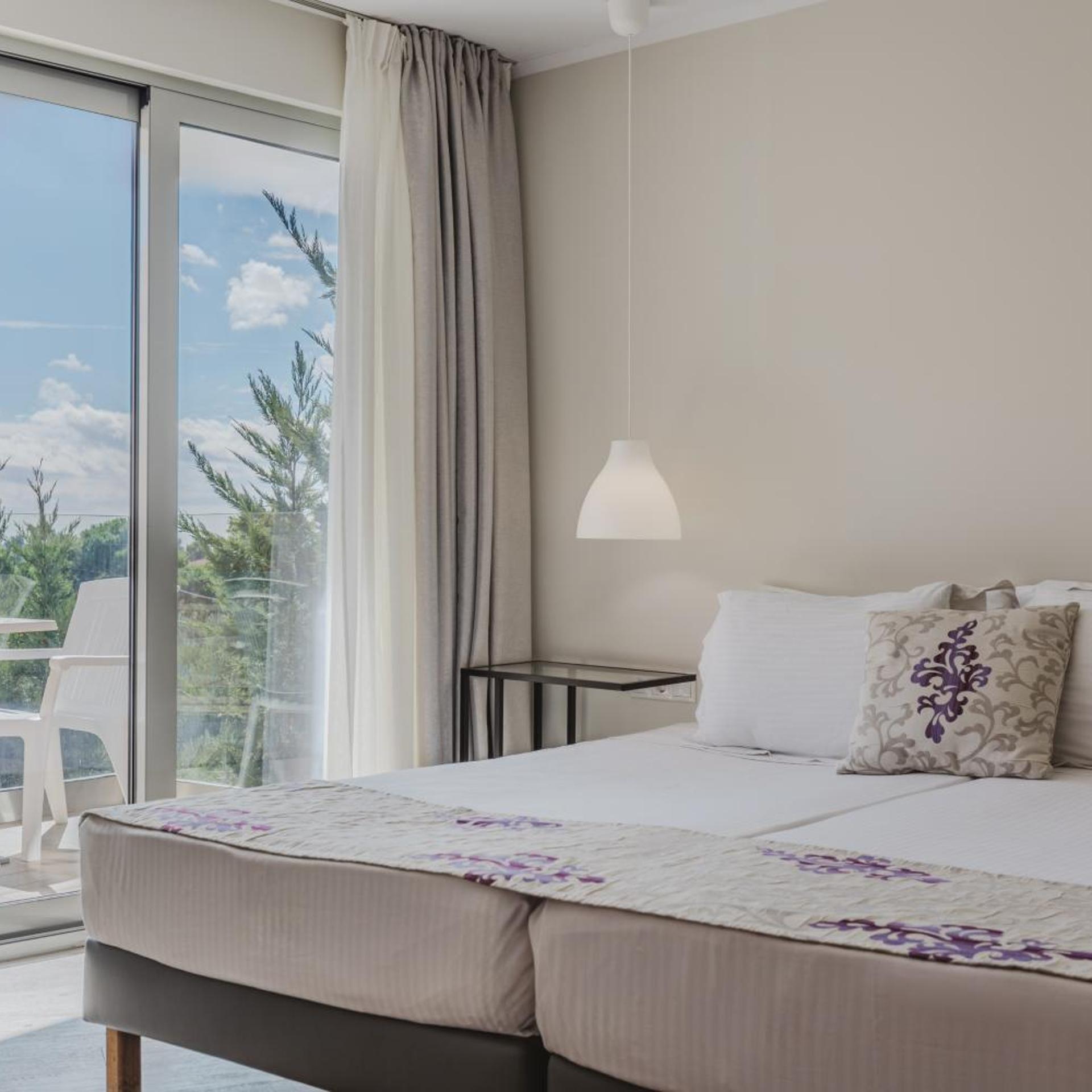 غرفة ديلوكس بسرير مزدوج بشرفة، Sunrise Zante - Adults Only Hotel 9/10