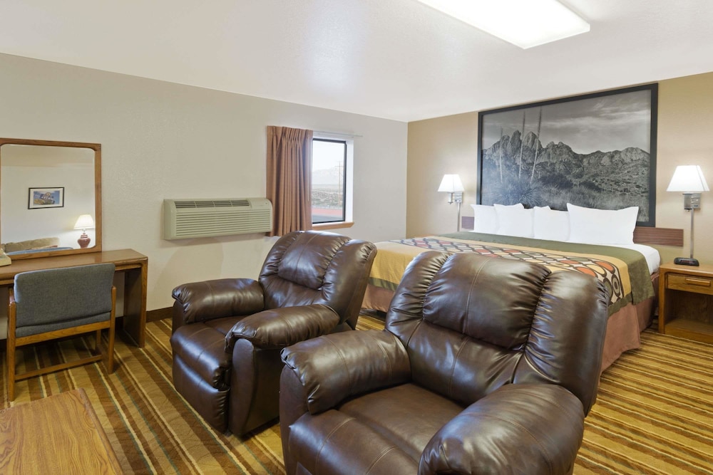 Super 8 By Wyndham Las Cruces/White Sands Area 26/36