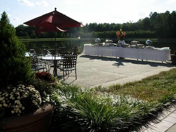 DoubleTree Suites by Hilton Raleigh - Durham 72/82
