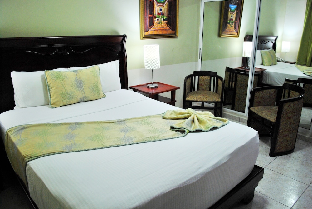 Hotel Platino 29/67