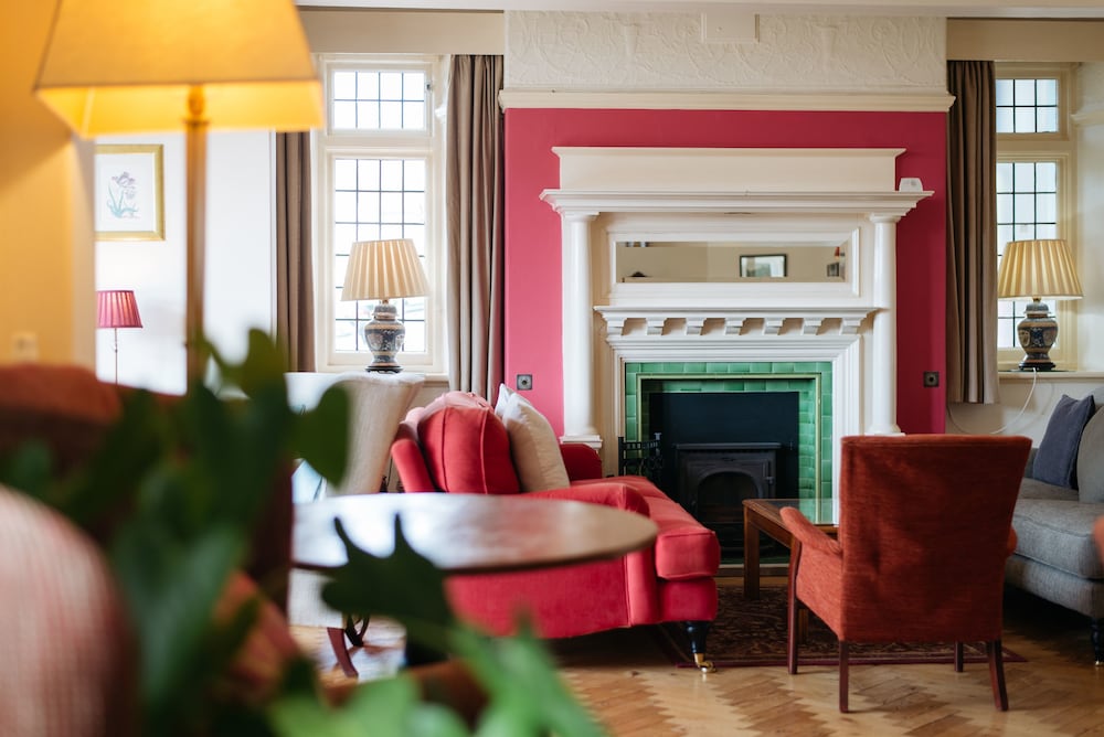 Northfield Hotel 59/72