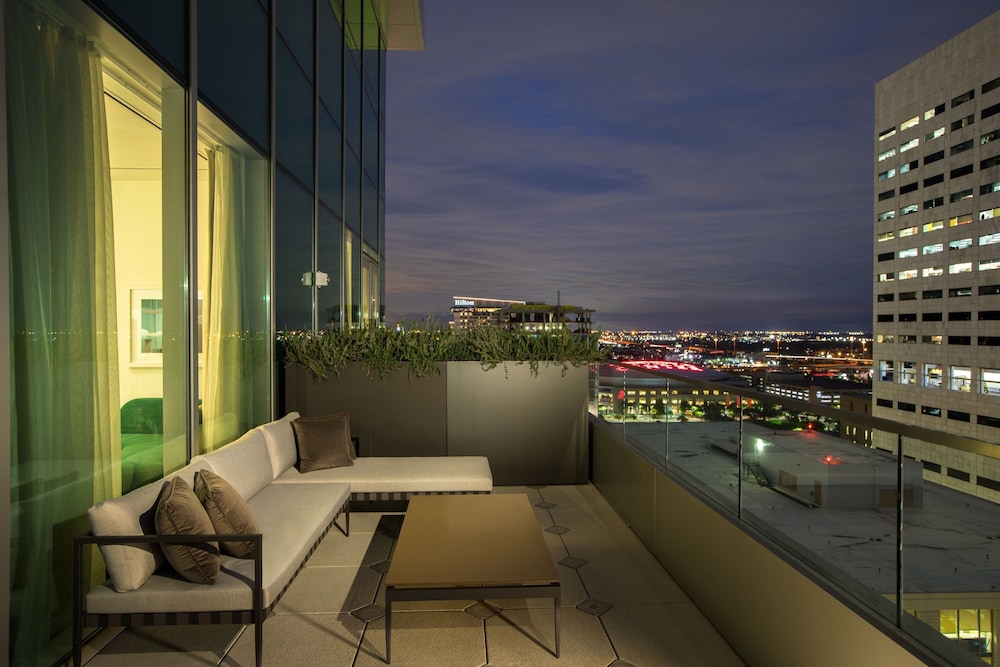 The Laura Hotel, Houston Downtown, Autograph Collection 60/73