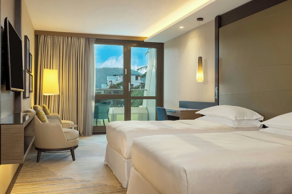 Deluxe Twin Room: