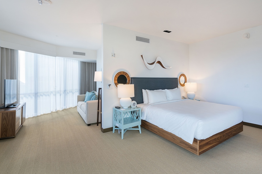 HYATT CENTRIC WAIKIKI BEACH 14/69