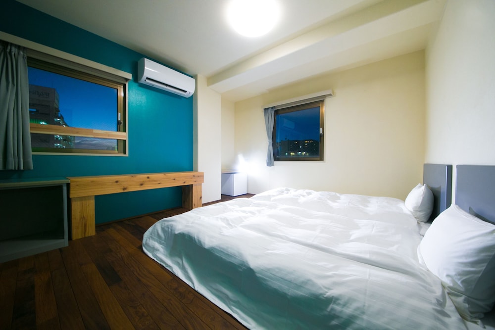 Hotel 910 5/33
