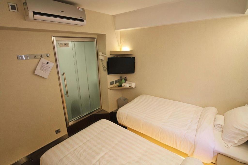 I Hotel Limited 6/48