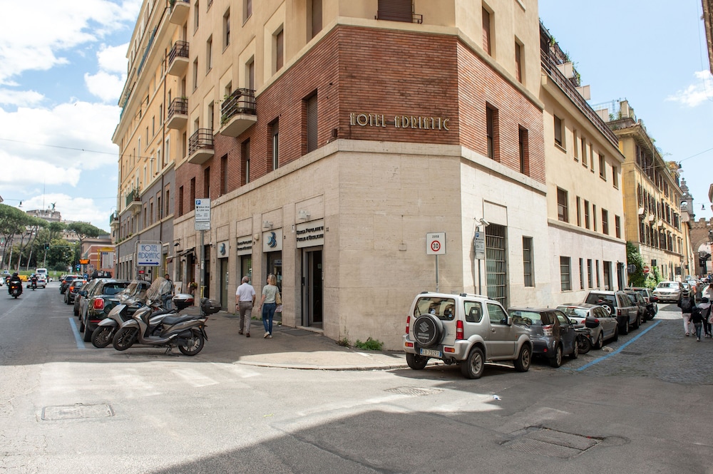 Art Atelier Borgo 38/50