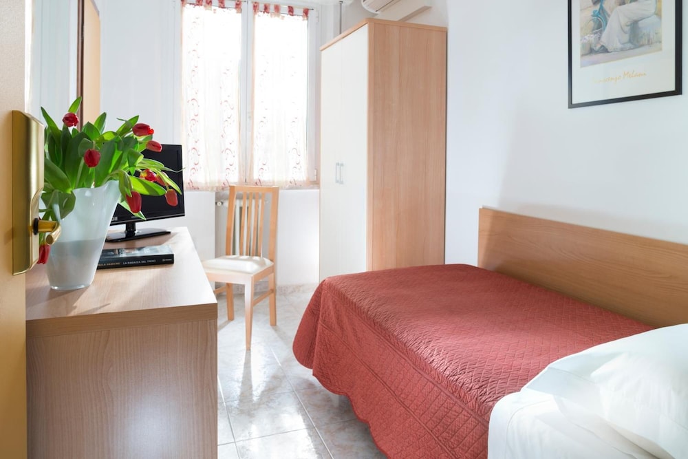 Hotel Bellerofonte 7/34