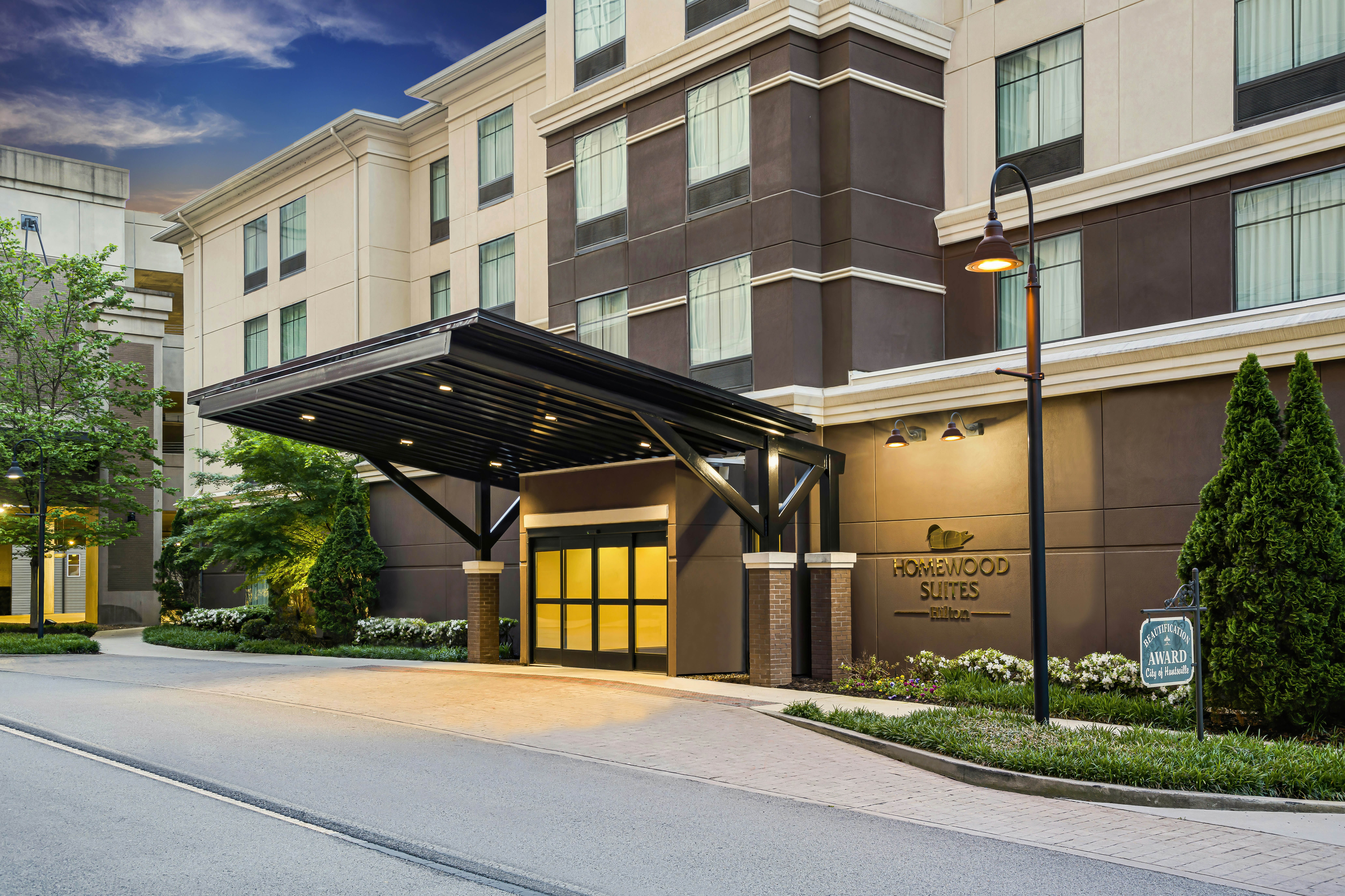 Homewood Suites by Hilton Huntsville - Downtown, AL 16/18