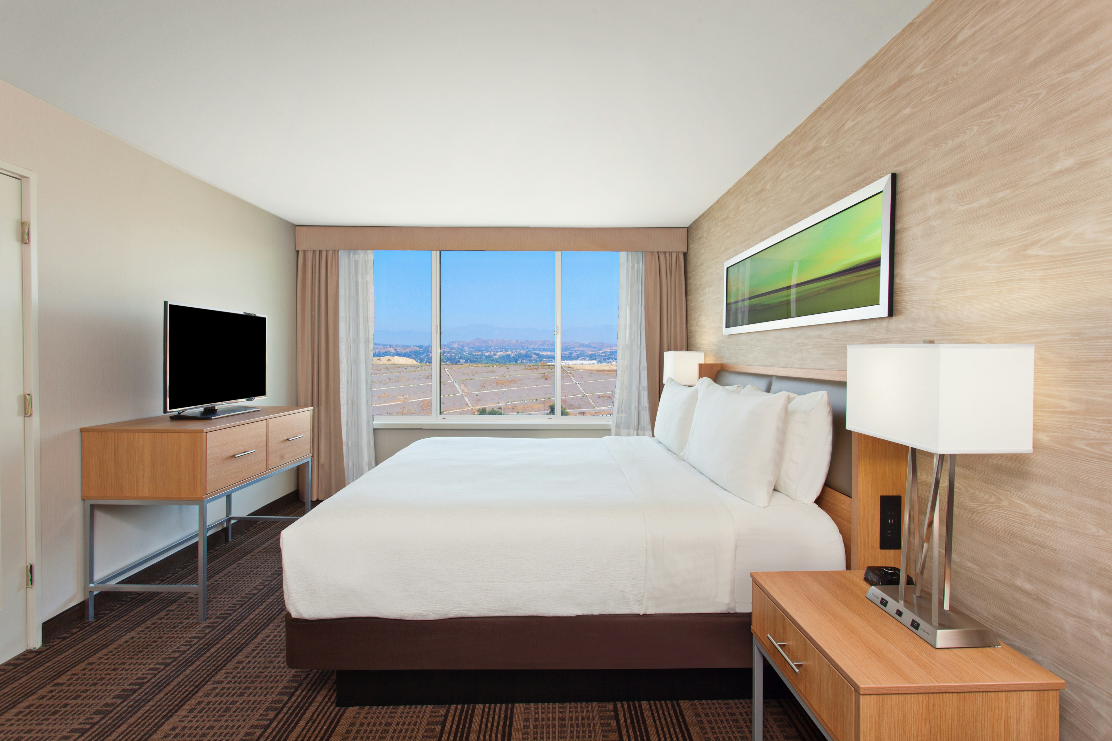 Executive, Suite