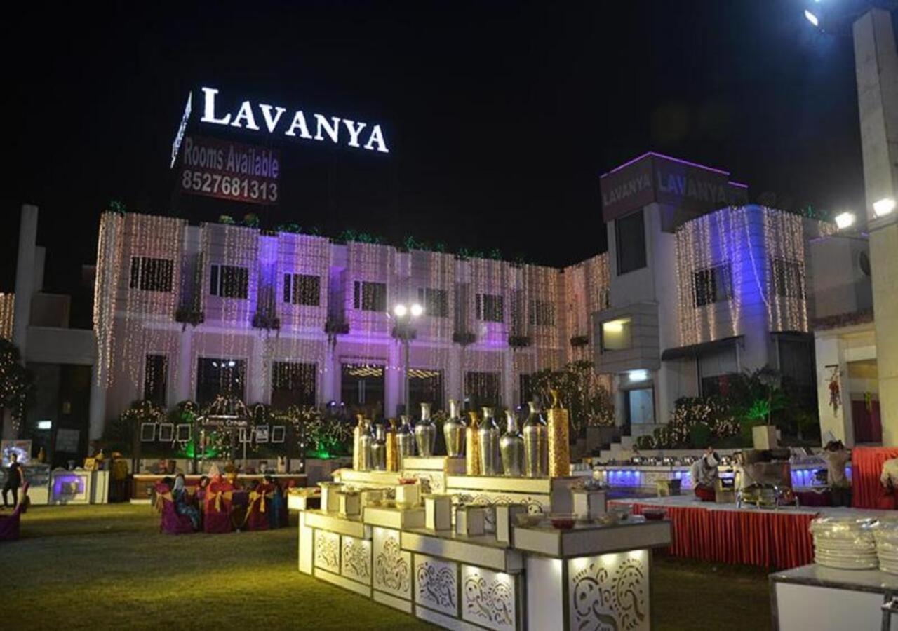 Lavanya Motel 3/51