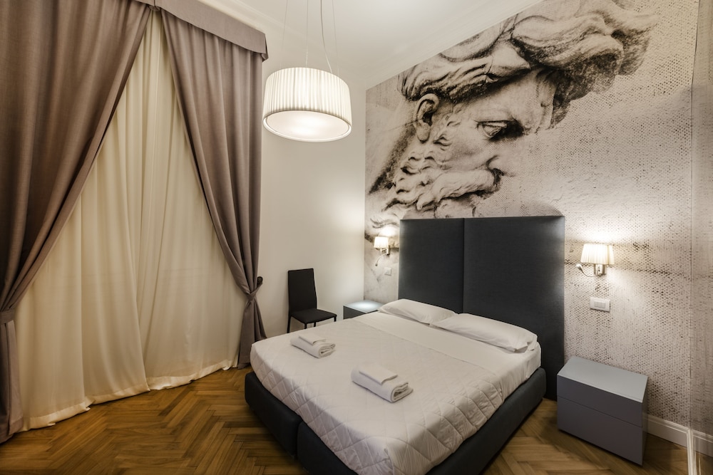 Daphne Guest Hause 19/41