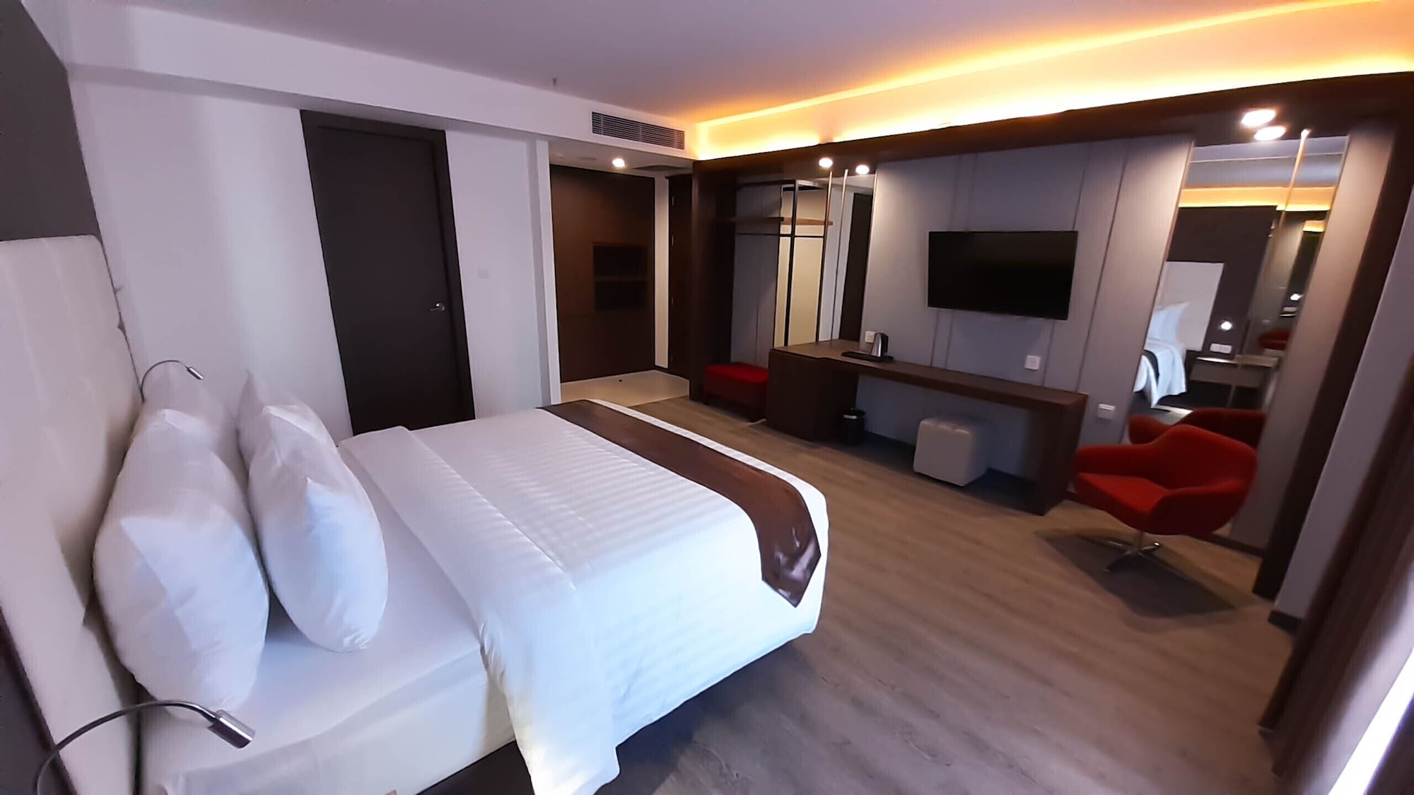 غرفة ديلوكس بسرير كينج، Asialink Hotel By Prasanthi 2/10