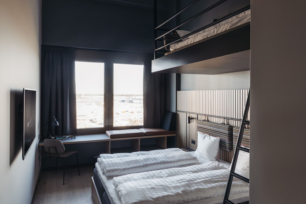 Comfort Hotel Arlanda Airport Terminal 15/50