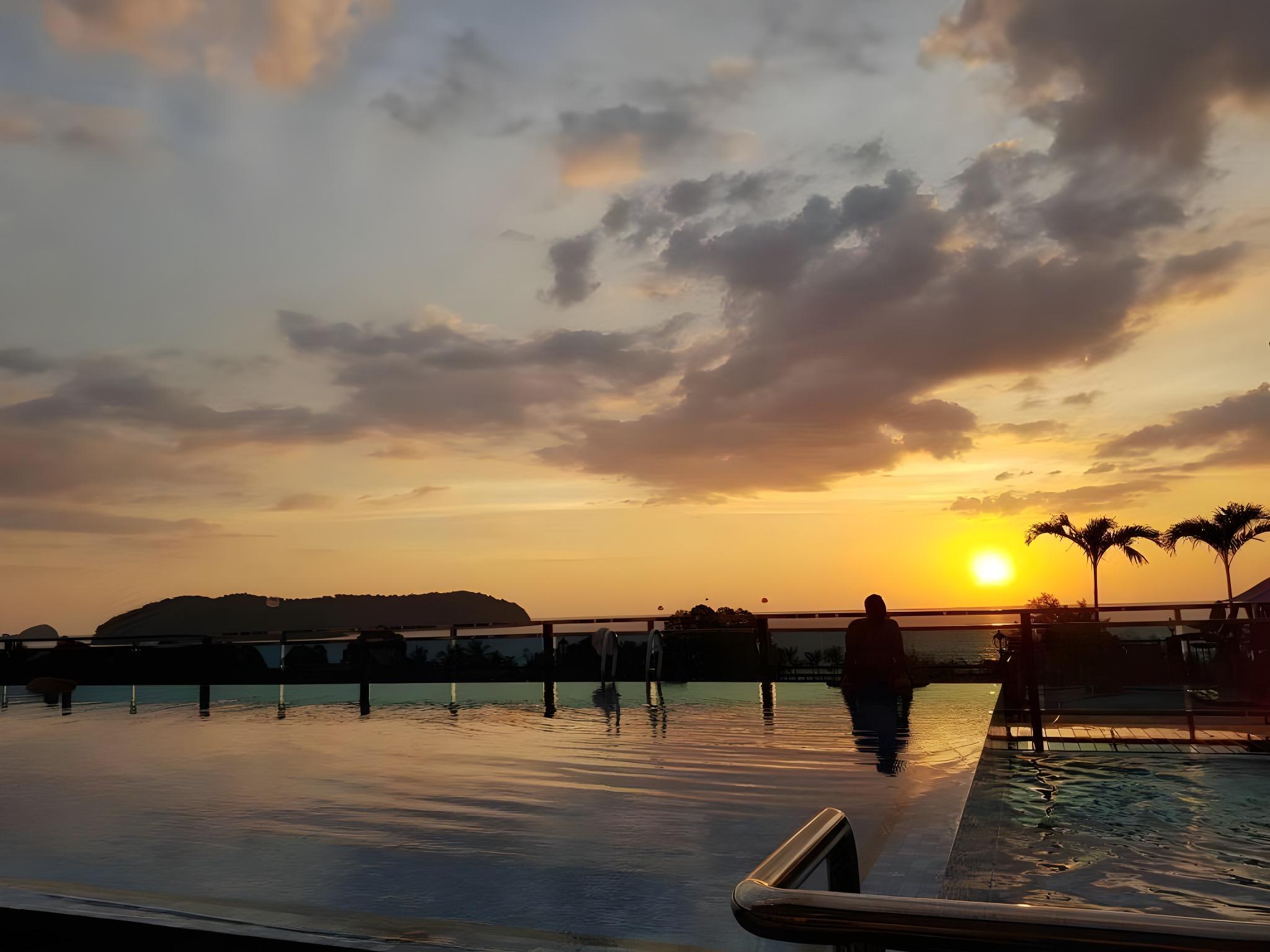 Cenang View Hotel 52/56