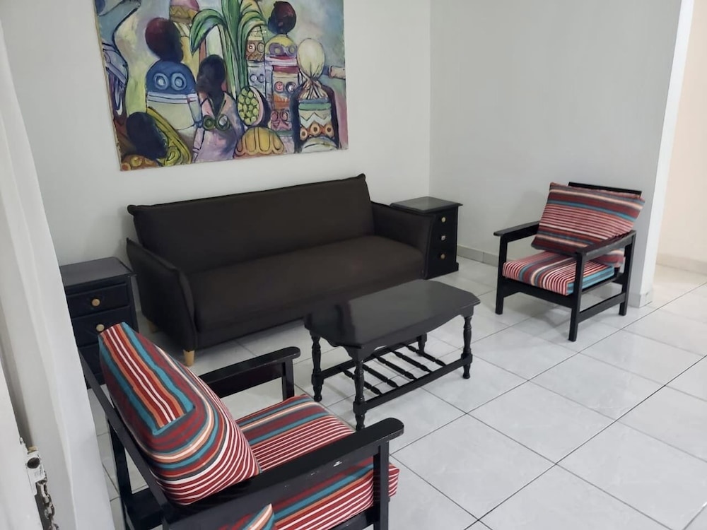 Coral Seas Beach Resort 32/58
