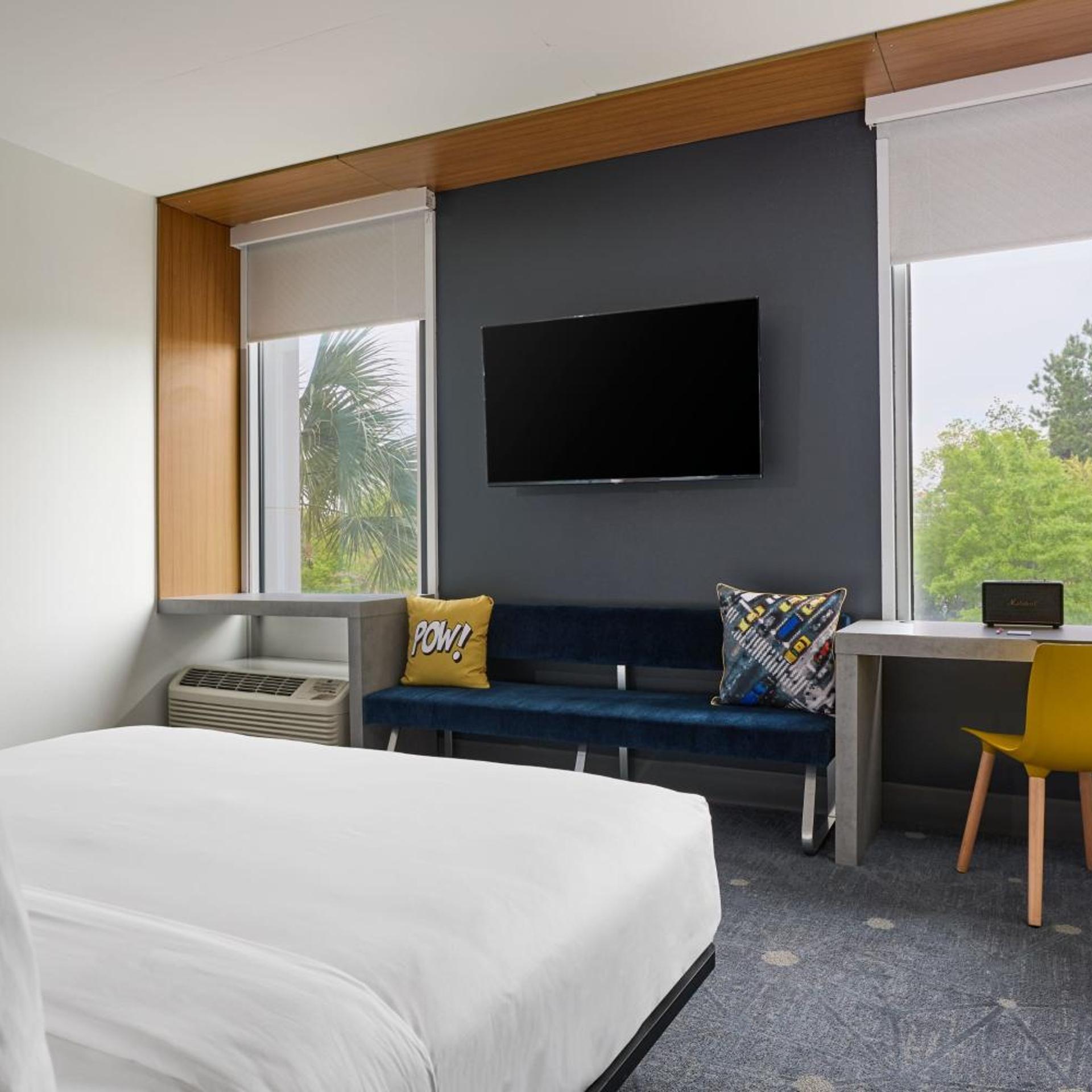 Aloft, Guest Room, King Bed