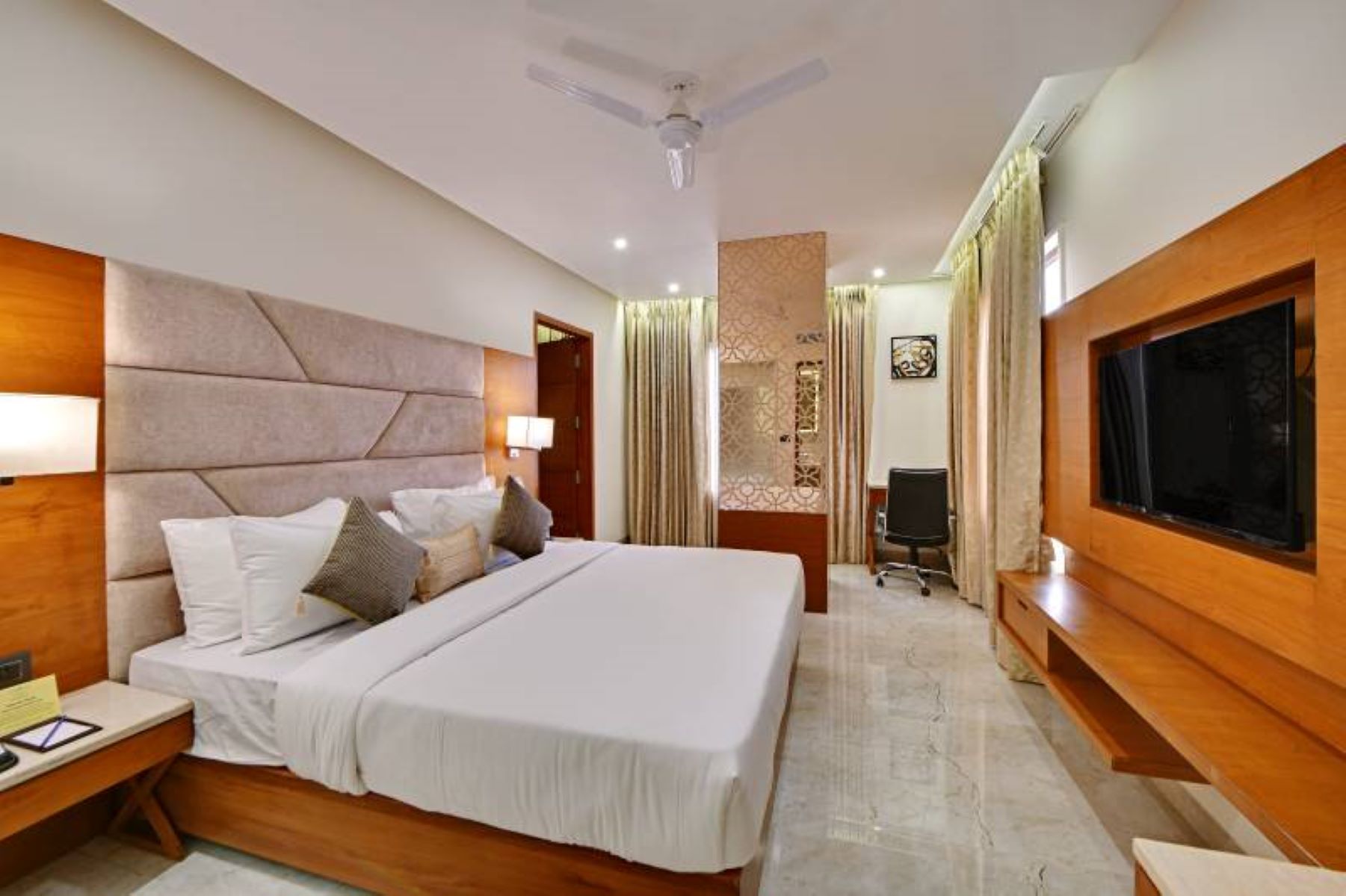 Green, Double Bed