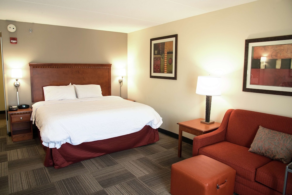 Hampton Inn Charleston Southbridge 19/41