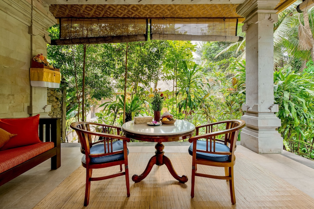 Kebun Indah 48/72