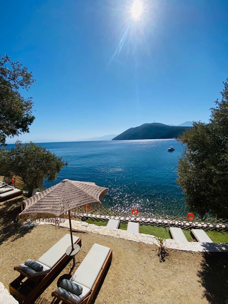 Nafsika Villas 32/49