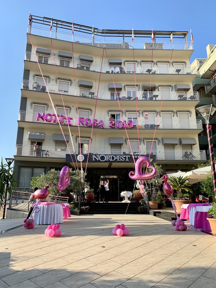 Hotel Nord Est 7/66