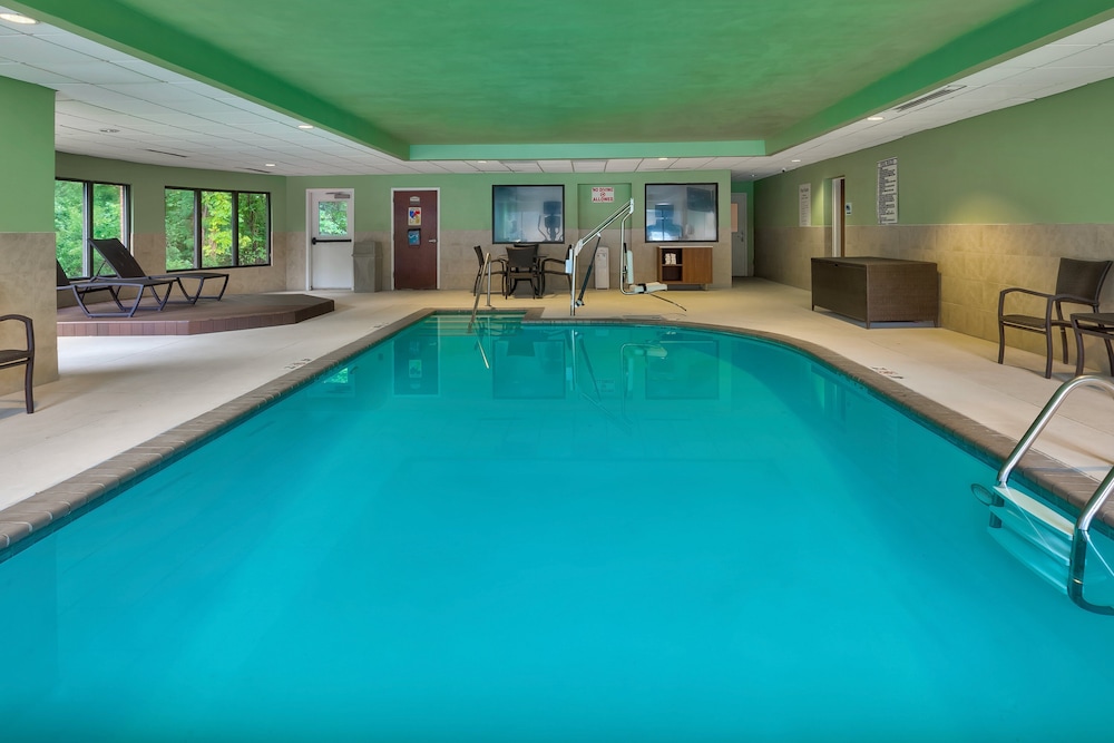 swimming pool spa