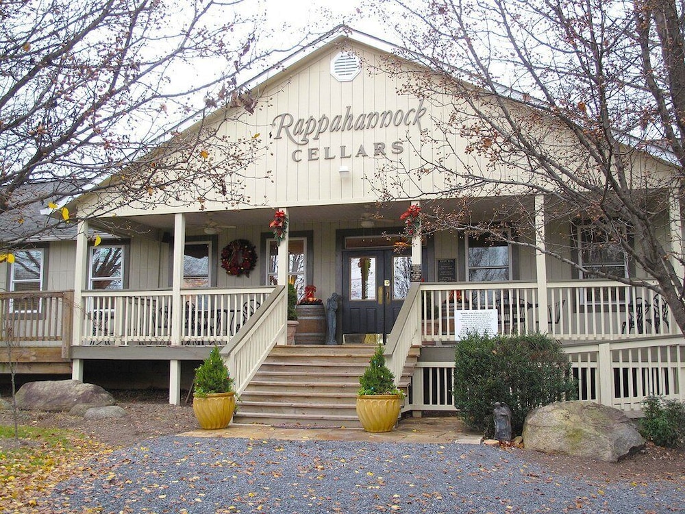Baymont by Wyndham Front Royal Near Shenandoah National Park 3/44