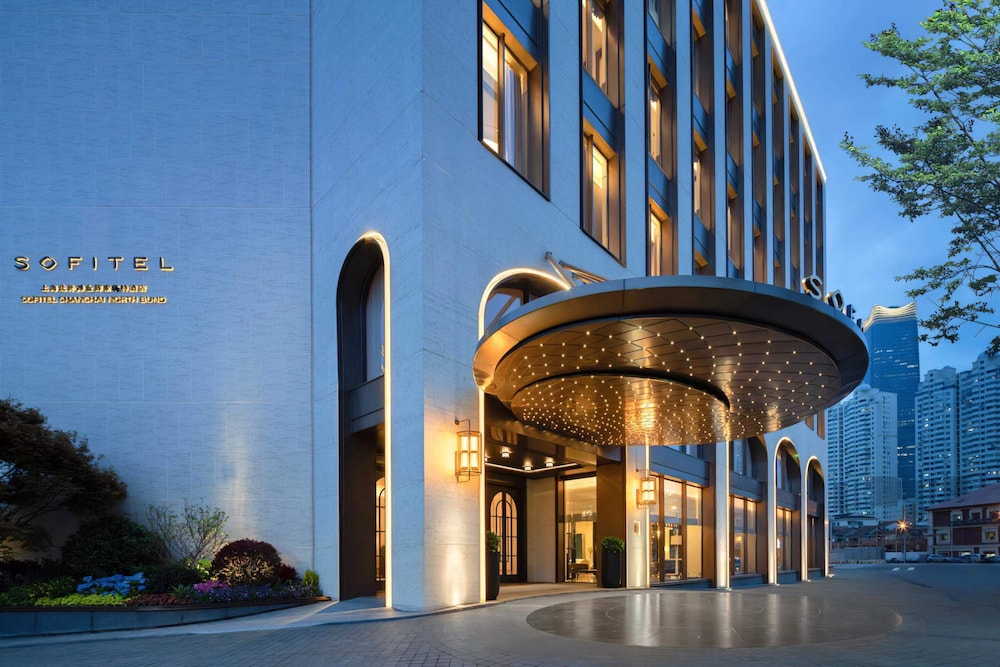 Sofitel Shanghai North Bund 6/60